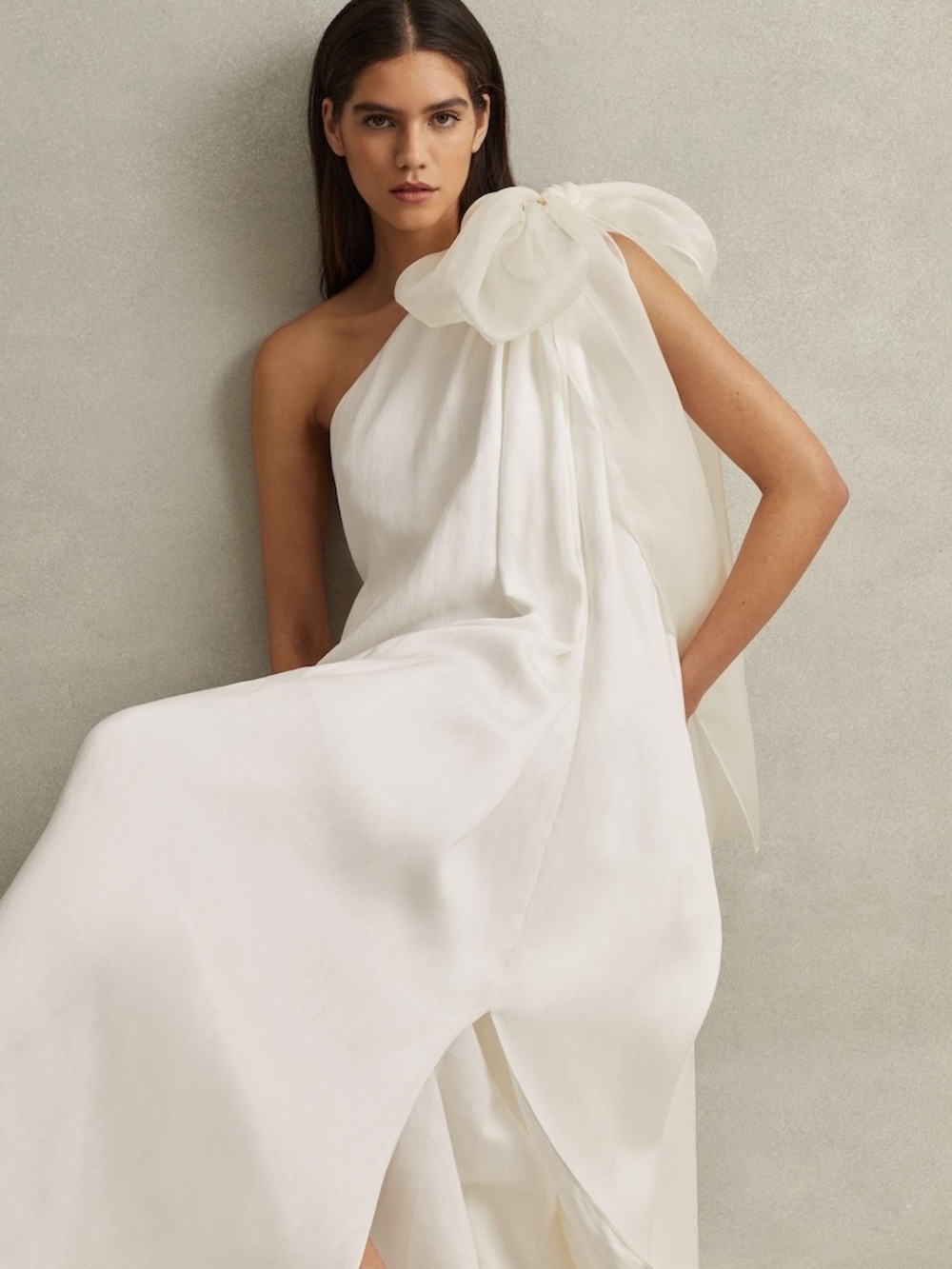 Reiss Ivory One-Shoulder Gown with Sculpted Bow - Picture 2 of 15